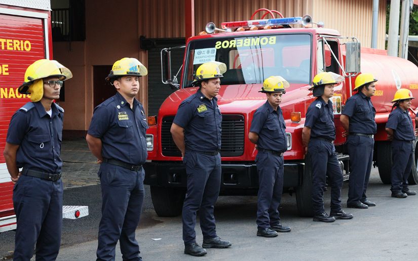 BOMBEROS